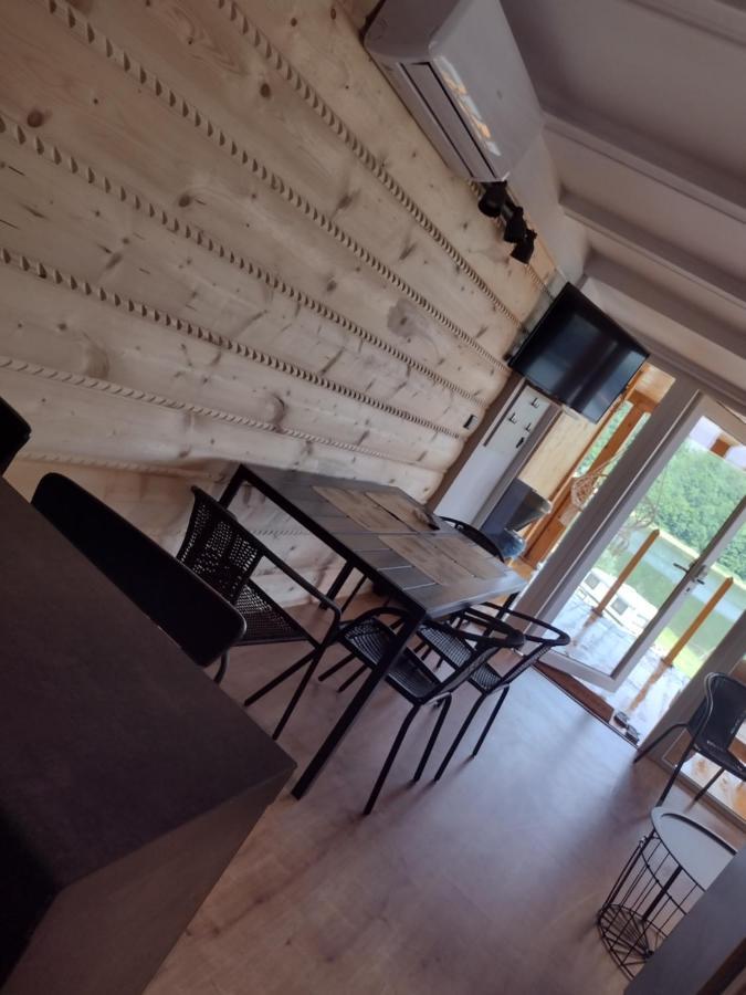 Villa Solina ซาโวซ ภายนอก รูปภาพ